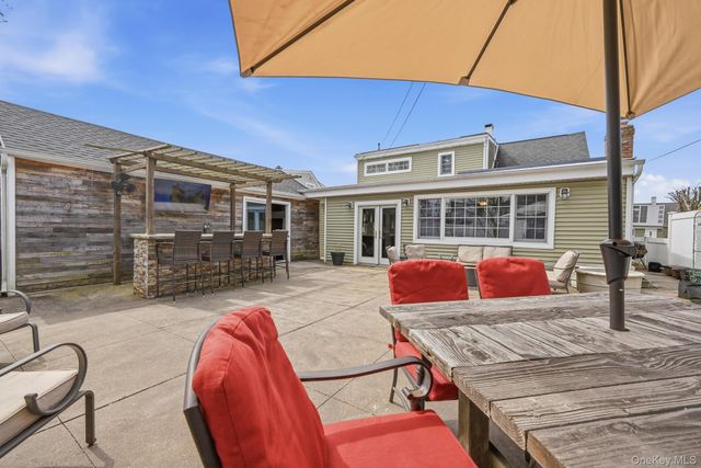 1423 Harding Street, North Bellmore, NY 11710