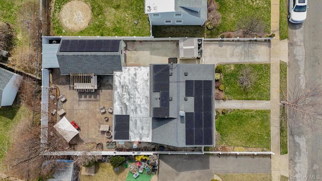 1423 Harding Street, North Bellmore, NY 11710