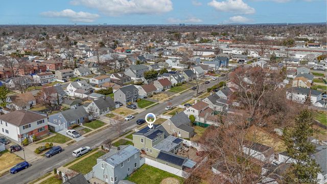 1423 Harding Street, North Bellmore, NY 11710