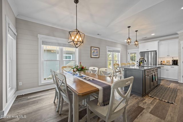 305 E Yacht Drive, Oak Island, NC 28465