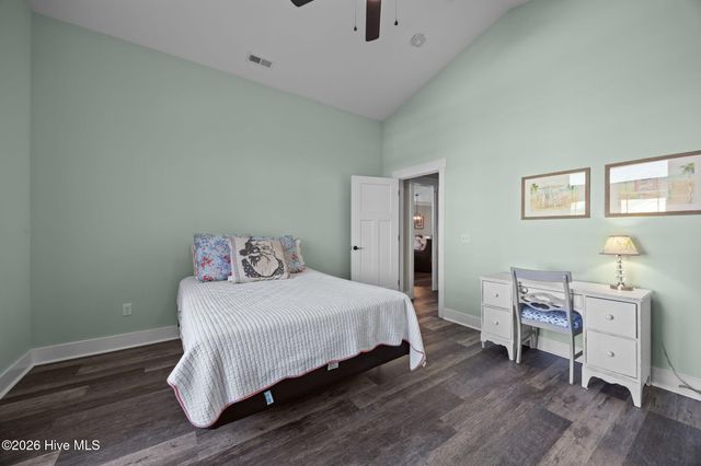 305 E Yacht Drive, Oak Island, NC 28465