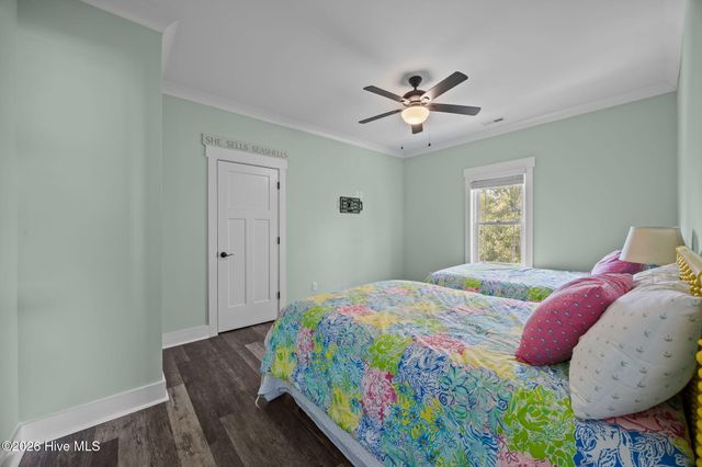 305 E Yacht Drive, Oak Island, NC 28465