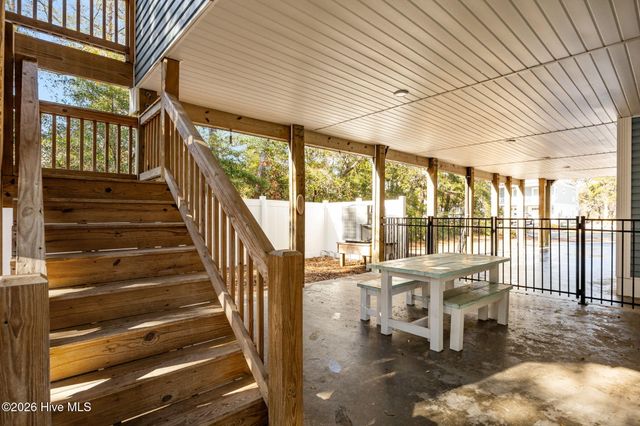 305 E Yacht Drive, Oak Island, NC 28465