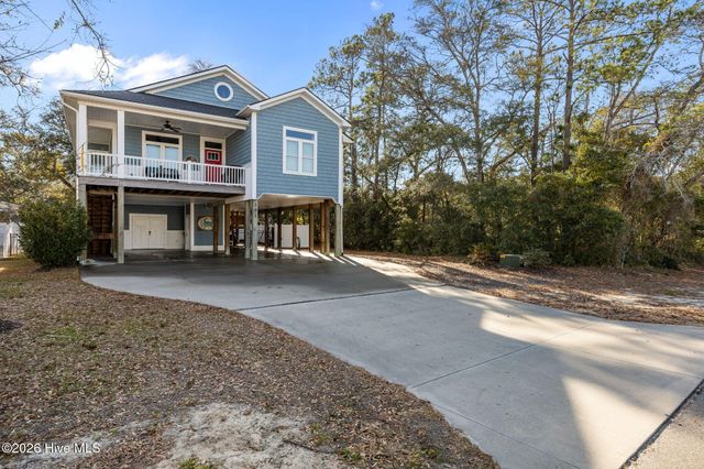 305 E Yacht Drive, Oak Island, NC 28465