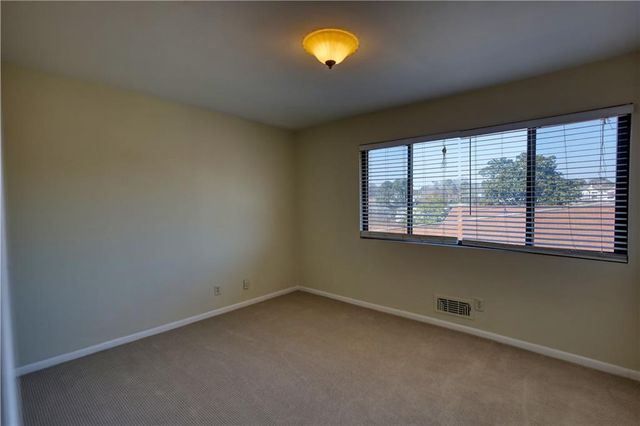 2539 Bradford NE Square, Atlanta, GA 30345