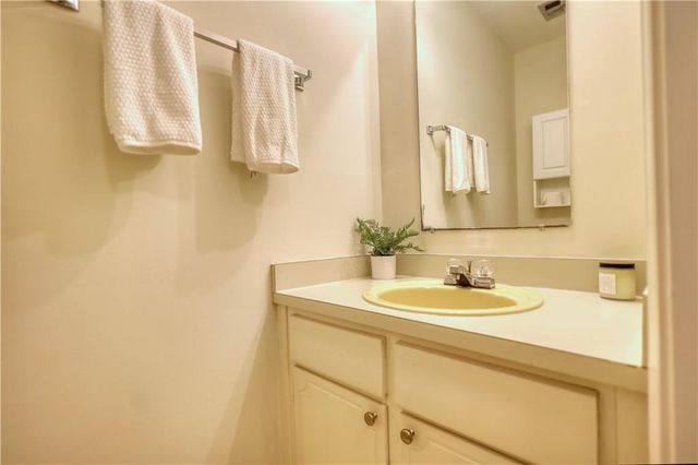 2539 Bradford NE Square, Atlanta, GA 30345