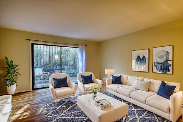 2539 Bradford NE Square, Atlanta, GA 30345