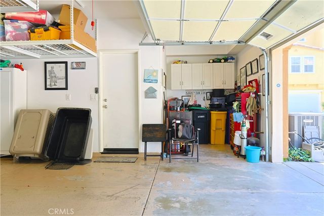 27022 Pebble Beach, Valencia, CA 91381