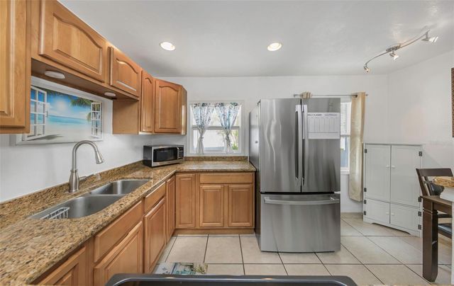 3600 72ND STREET N, St Petersburg, FL 33710