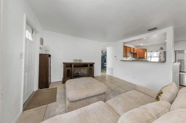 3600 72ND STREET N, St Petersburg, FL 33710