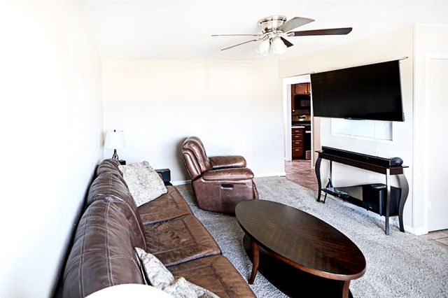 702 E Decatur Street, Bowie, TX 76230