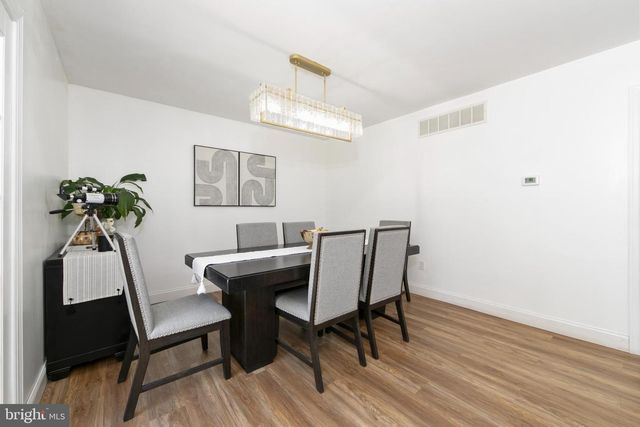 606 EASTWOOD DR, Glendora, NJ 08029