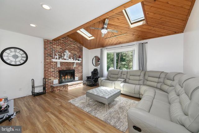 606 EASTWOOD DR, Glendora, NJ 08029