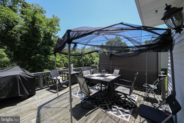 606 EASTWOOD DR, Glendora, NJ 08029
