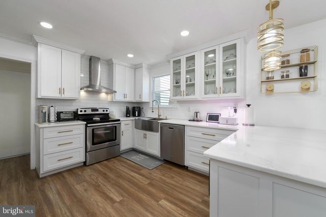 606 EASTWOOD DR, Glendora, NJ 08029