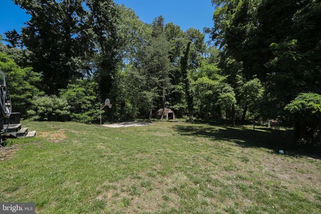 606 EASTWOOD DR, Glendora, NJ 08029