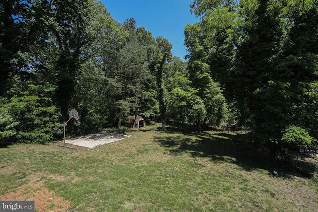 606 EASTWOOD DR, Glendora, NJ 08029