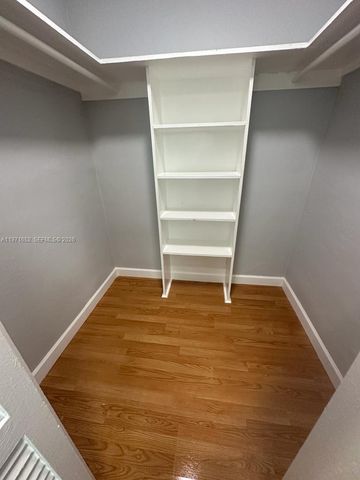 1346 Alton Rd A5, Miami Beach, FL 33139