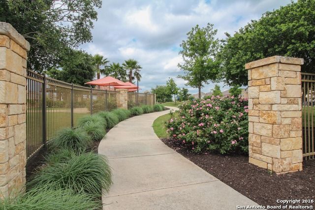 8519 Loska Green, San Antonio, TX 78251
