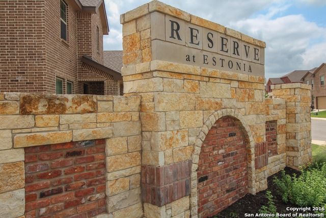 8519 Loska Green, San Antonio, TX 78251