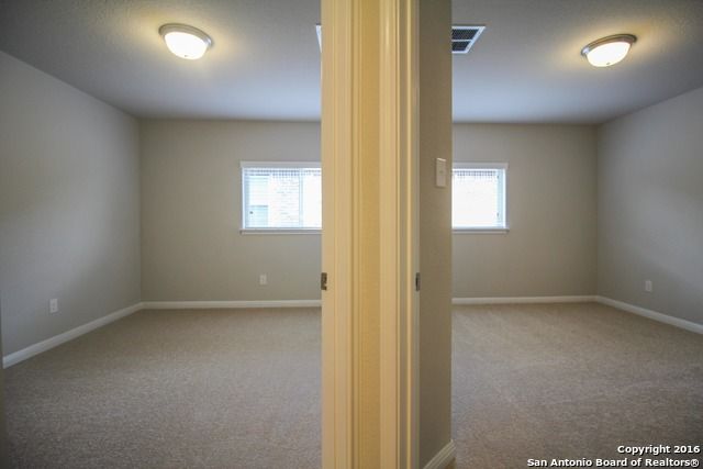 8519 Loska Green, San Antonio, TX 78251