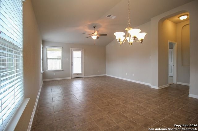 8519 Loska Green, San Antonio, TX 78251