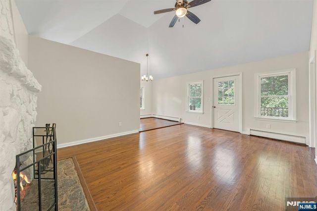 358 Lakeview, Ringwood, NJ 07456