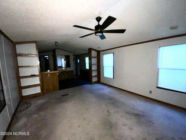 231 NE 67th Street, Oak Island, NC 28465