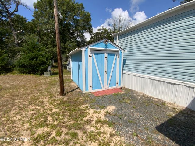 231 NE 67th Street, Oak Island, NC 28465