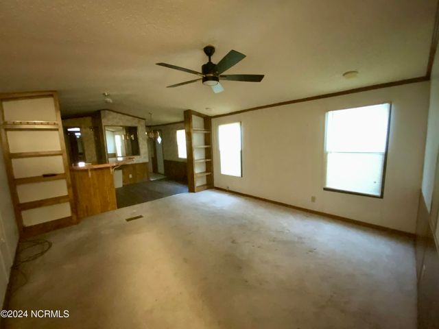 231 NE 67th Street, Oak Island, NC 28465