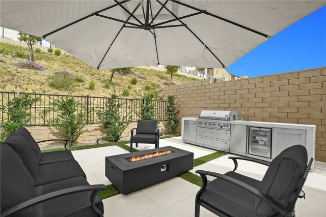 21303 Rockview Terrace, Chatsworth, CA 91311