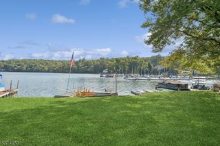 1902 Greenwood Lake Tpke, West Milford Twp., NJ 07421