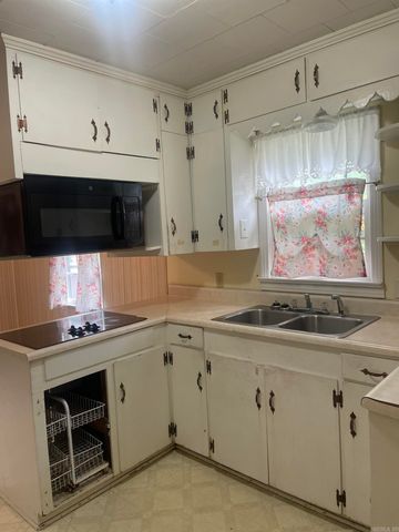 1550 Lubbock, Camden, AR 71701