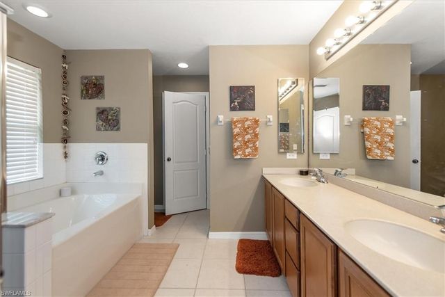 4105 21st ST SW, Lehigh Acres, FL 33976