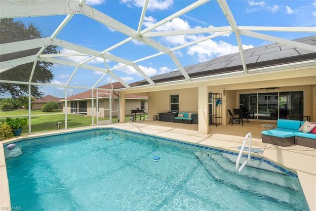 4105 21st ST SW, Lehigh Acres, FL 33976