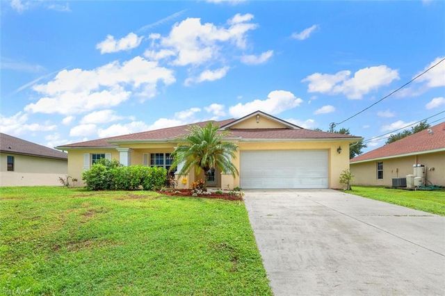 4105 21st ST SW, Lehigh Acres, FL 33976
