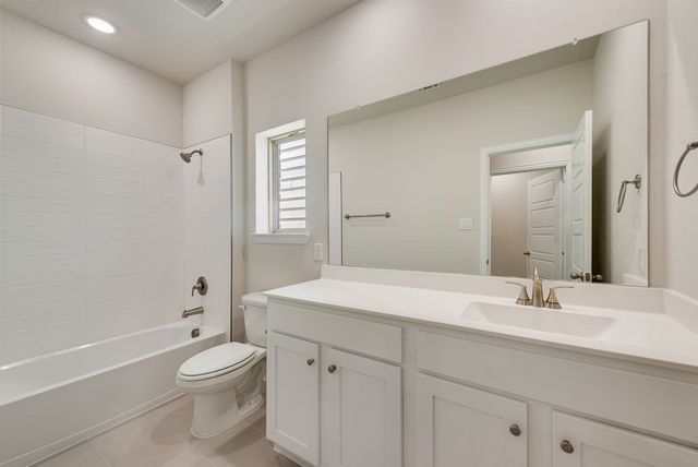 1910 Waterwalk Drive, Rowlett, TX 75088