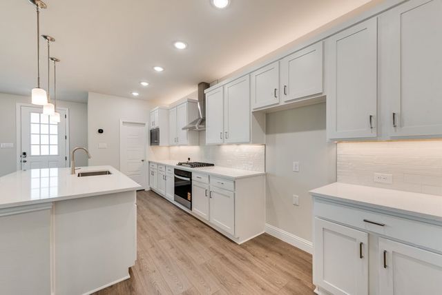 1910 Waterwalk Drive, Rowlett, TX 75088