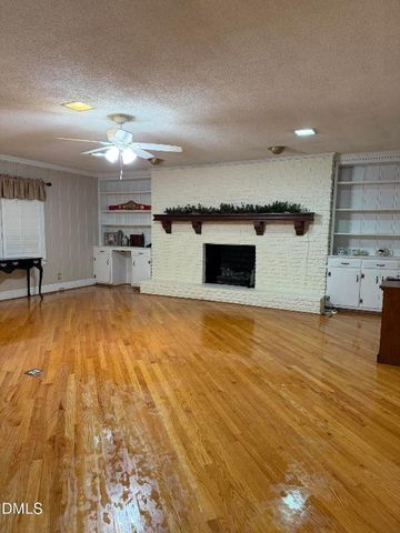 605 E 2nd Street, Kenly, NC 27542