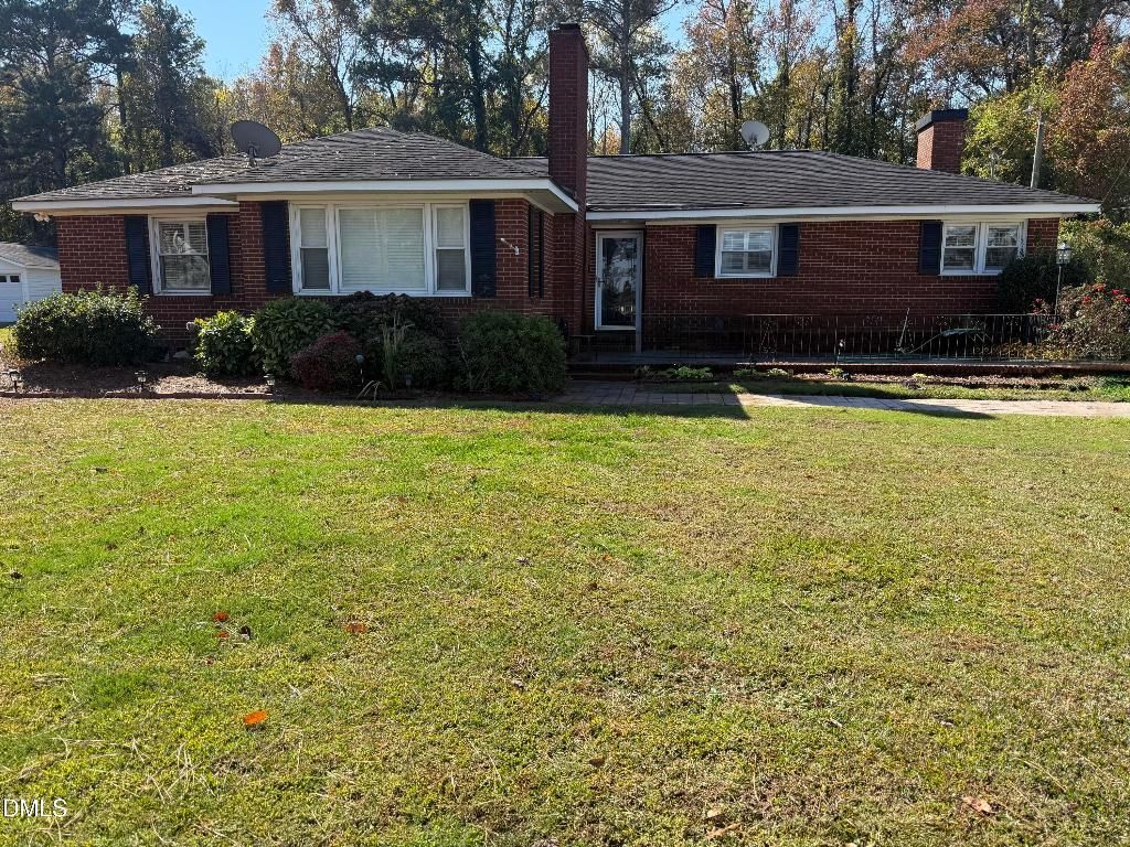605 E 2nd Street, Kenly, NC 27542