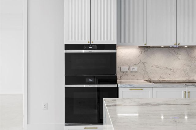 3015 S YSABELLA AVENUE 2403, Tampa, FL 33629