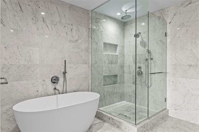 3015 S YSABELLA AVENUE 2403, Tampa, FL 33629