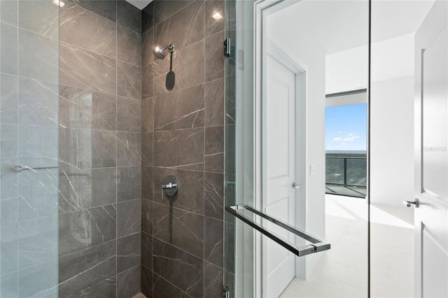 3015 S YSABELLA AVENUE 2403, Tampa, FL 33629