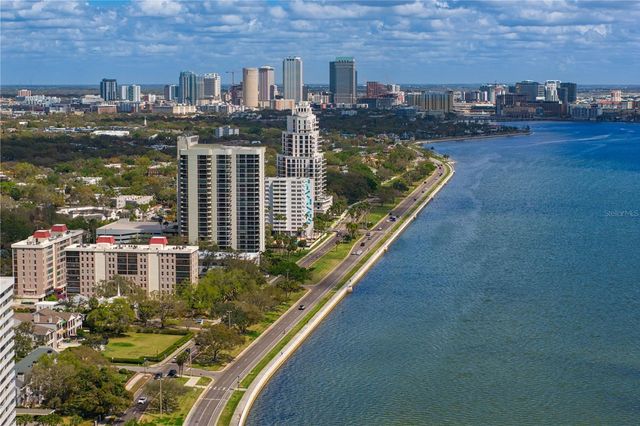 3015 S YSABELLA AVENUE 2403, Tampa, FL 33629