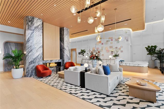 3015 S YSABELLA AVENUE 2403, Tampa, FL 33629