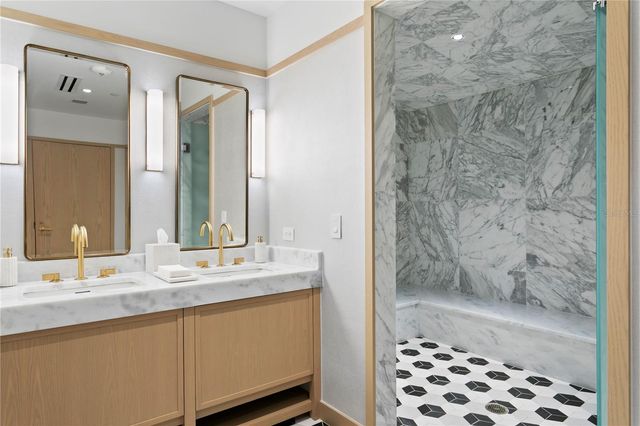 3015 S YSABELLA AVENUE 2403, Tampa, FL 33629