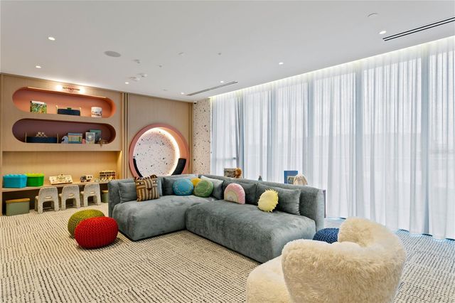 3015 S YSABELLA AVENUE 2403, Tampa, FL 33629