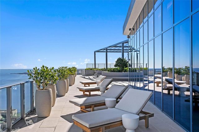 3015 S YSABELLA AVENUE 2403, Tampa, FL 33629