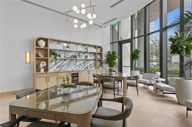 3015 S YSABELLA AVENUE 2403, Tampa, FL 33629