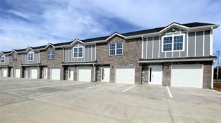 580 Heritage Pointe Dr Unit 305, Clarksville, TN 37042